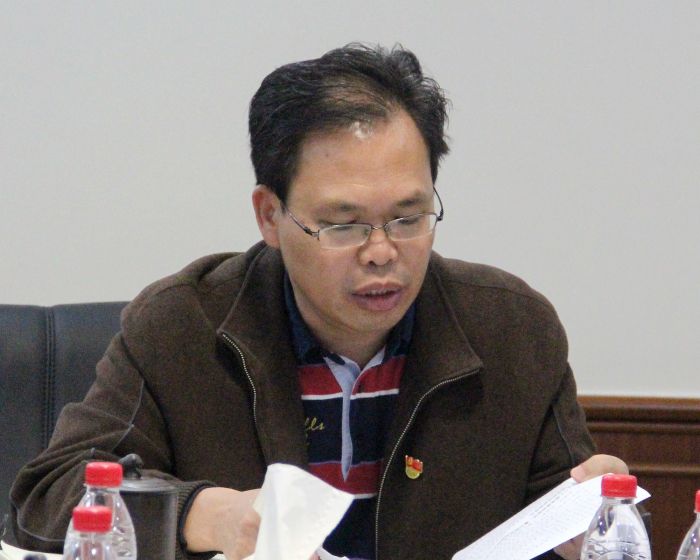 12.13陈祖训在会上作讲话。冯学萍 摄.jpg