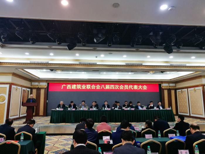 6.1陆烜代表公司作互换讲话。银燕 摄700.jpg