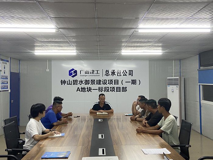 座谈会现场。韦秀丽 摄.jpg