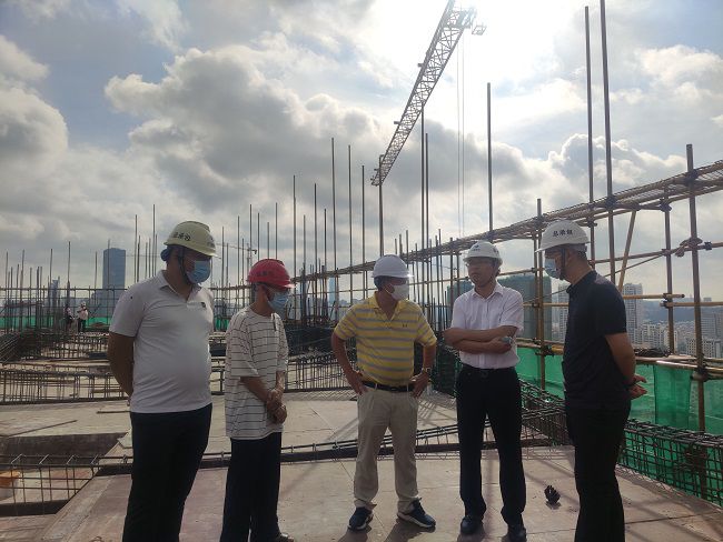 查抄现场。卢文清 摄（建图）.jpg