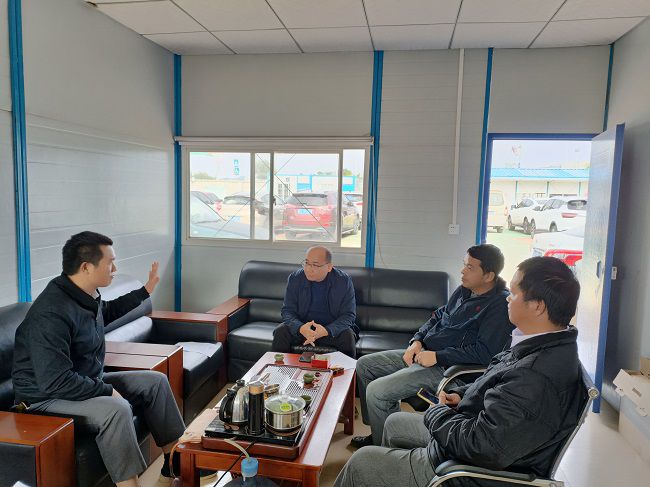 领导现场。莫杰妃 摄（建图）.jpg