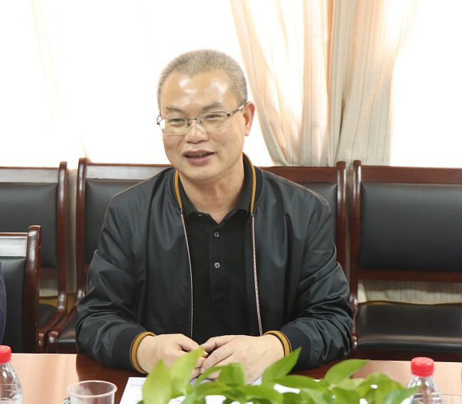 邓少新在会上作总结讲话。（建图） 周煜川 摄.jpg