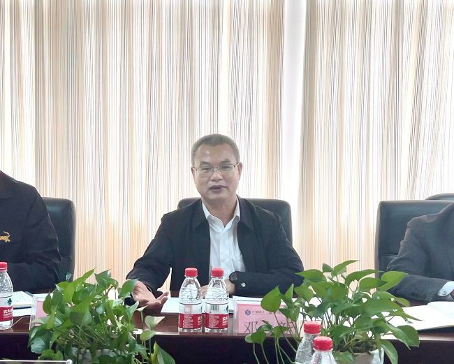 邓少新讲话。卢丽君 摄（建图）.jpg