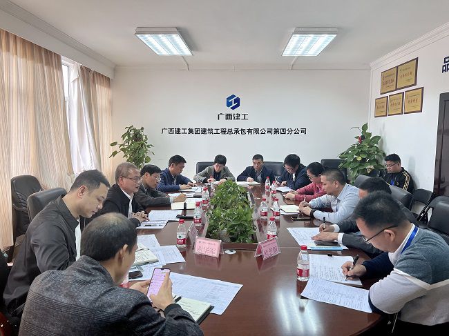 调研会现场。卢丽君 摄（建图）.jpg