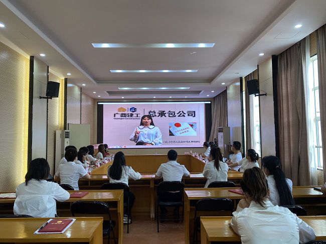 进建现场；畦磋 摄（建图）.jpg