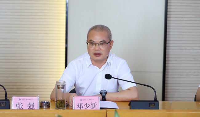 邓少新讲话。 郑诗宝 摄（建）.jpg