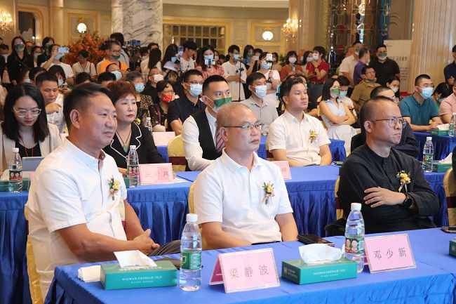 邓少新旁观项目宣传影像。周煜川 摄（建图）.jpg