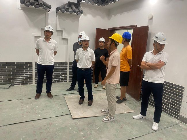 领导现场。赵龙斌 摄（建图）.jpg